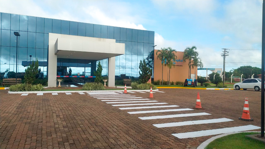 Center pintura de sinaliza o de tr nsito horizontal em diversas vias urbanas 1 