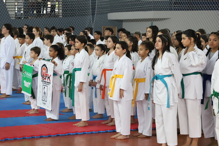 Left or right campeonato de karate 4 
