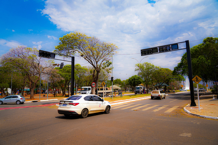 Left or right novos sem foros.