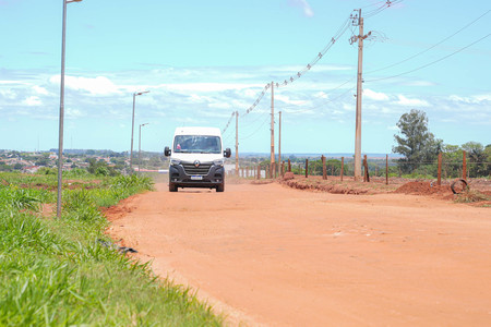 Left or right img 4997