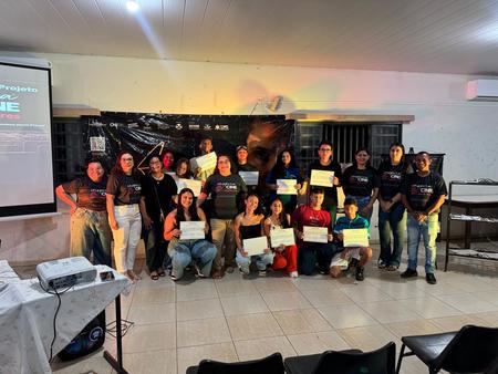 Left or right projeto inspira cine