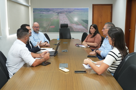 Left or right img 7716