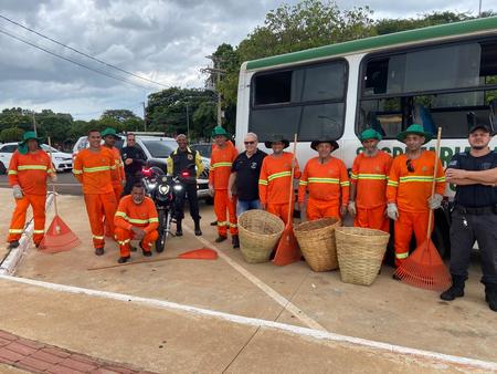 Left or right in cio atividades detentos