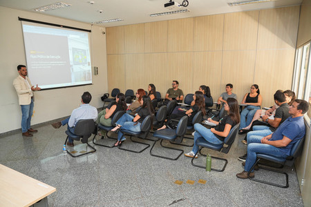 Left or right dsc09919.jpg