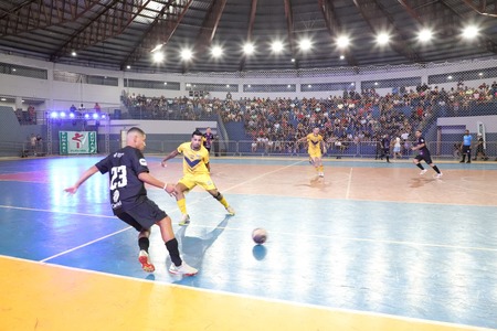 Left or right campeonato municipal de futsal come a nesta quarta feira