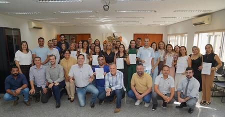 Left or right whatsapp image 2026 03 27 at 12.30.50 2 