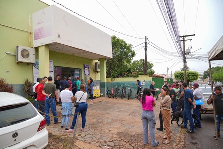 Left or right casa do trabalhador