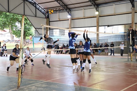 Left or right voleibol feminino